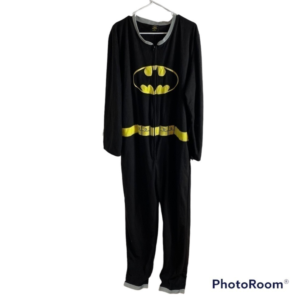 Batman Union Bodysuit XL Removable Cape Fleece Men’s Halloween Costume